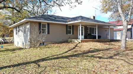 Large Country Home for Sale in Rolla, Missouri - image 13