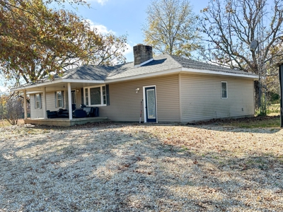 Large Country Home for Sale in Rolla, Missouri - image 33