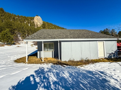 Home Or Cabin In Zortman Montana-Little Rocky Mountains - image 4