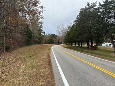 Vista View: 5.23 Acres of Serenity Near Chase City, VA - image 1