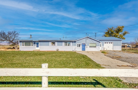 Home on Small Acreage Colorado Hobby Farm Delta County - image 27