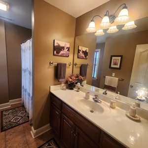 4 bedroom 2.5 bath brick home for sale in Franklin, Ky. - image 25