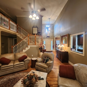 4 bedroom 2.5 bath brick home for sale in Franklin, Ky. - image 32