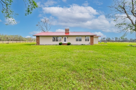 Farm Countryside Home For Sale In Florida - image 8