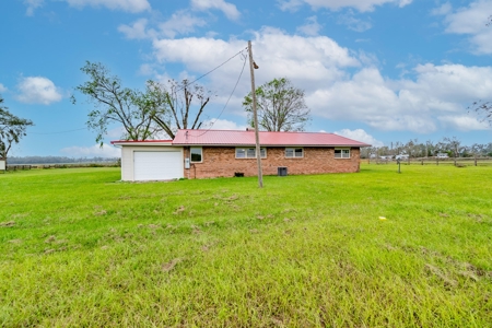 Farm Countryside Home For Sale In Florida - image 4