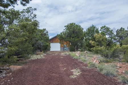 Mountain Ranch Land with Well and Power in Seligman AZ - image 14