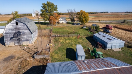 Marion County Farm with Remodeled Home - image 10