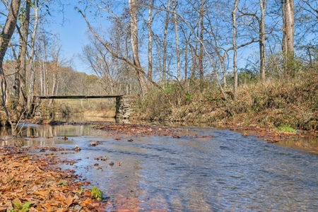 Country Home on 338 Acres for Sale - image 37