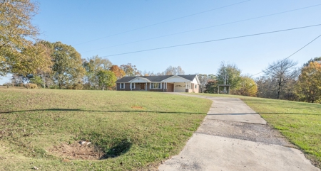 For Sale: Tennessee Country Home on 7.5 acre Mini-Farm! - image 40