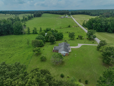 For Sale: Tennessee Country Home on 7.5 acre Mini-Farm! - image 38