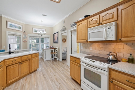 Home In Exclusive 55+ Retirement Community  North Florida - image 11