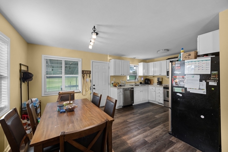 Country Home for Sale w/ Barn & Pasture in Gibson County, TN - image 6