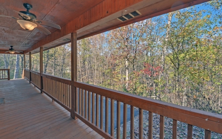 Log Cabin near Helen and Lake Burton in Blue Ridge Foothills - image 19