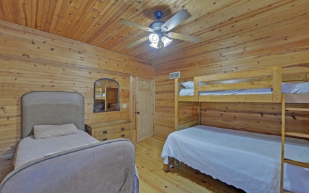 Log Cabin near Helen and Lake Burton in Blue Ridge Foothills - image 23