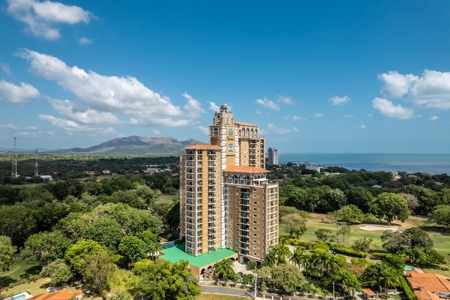 Golf and Ocean view condo PH Alcazar, Coronado, Panamá. - image 23