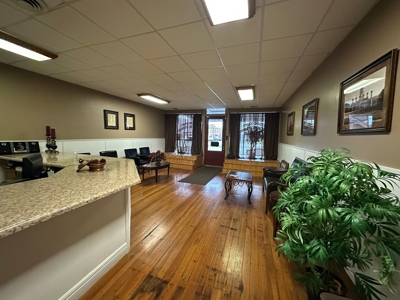 Commercial Building For Sale Memphis Missouri - image 3