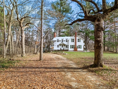 72-acre property alongside the Neenah Creek Marquette County - image 7