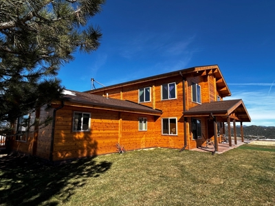 Large Exquisite Custom Cabin for Sale in Hillside, CO - image 4