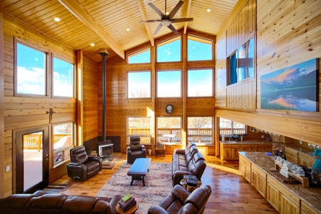 Large Exquisite Custom Cabin for Sale in Hillside, CO - image 18