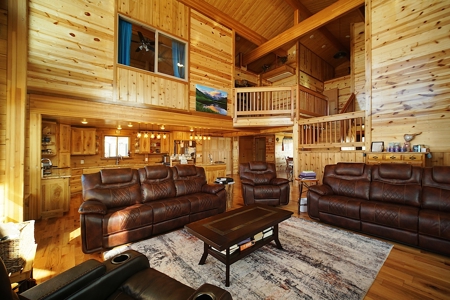Large Exquisite Custom Cabin for Sale in Hillside, CO - image 14