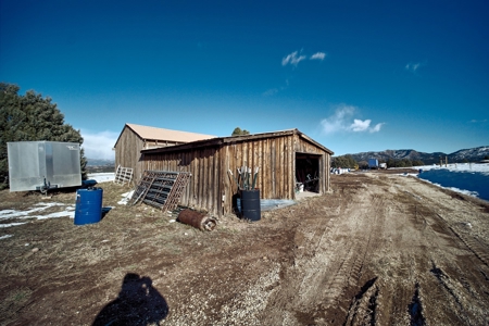 Large Exquisite Custom Cabin for Sale in Hillside, CO - image 43