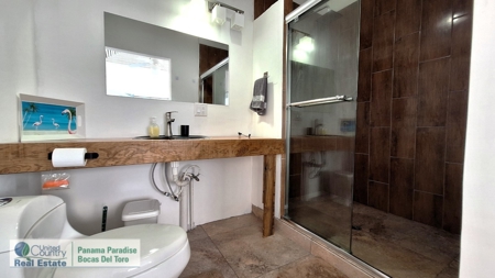 Overwater Home with Two Cabins, Bastimentos, Bocas del Toro - image 22