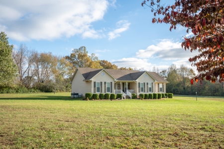 Country Home For Sale In Tennessee, Handicapped-Accessible - image 4