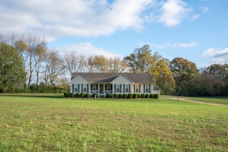 Country Home For Sale In Tennessee, Handicapped-Accessible - image 2