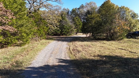 393 Acres of Hunting and Ranching Paradise | SE Oklahoma - image 6