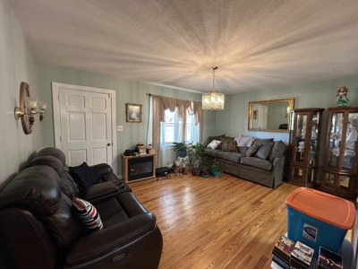 Home for Sale in Stony Point | Brick/Vinyl Ranch Home - image 10