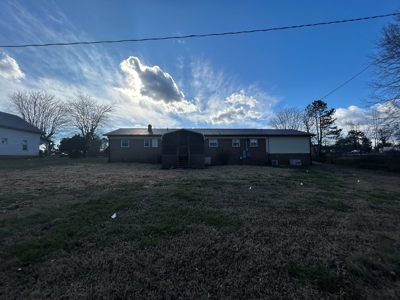 Home for Sale in Stony Point | Brick/Vinyl Ranch Home - image 27
