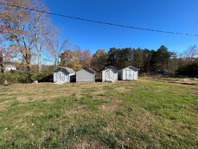 Home for Sale in Stony Point | Brick/Vinyl Ranch Home - image 20