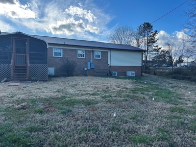 Home for Sale in Stony Point | Brick/Vinyl Ranch Home - image 29
