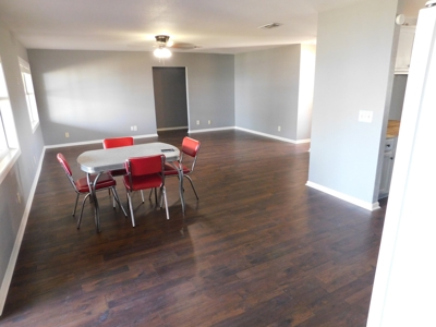 Refurbished Home on Beautiful Lake Brownwood - image 7