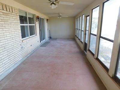 Refurbished Home on Beautiful Lake Brownwood - image 29