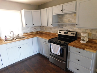 Refurbished Home on Beautiful Lake Brownwood - image 8