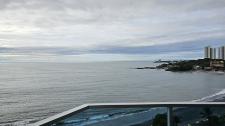 Exquisite 2 bedroom 2 bath oceanfront condo - image 21