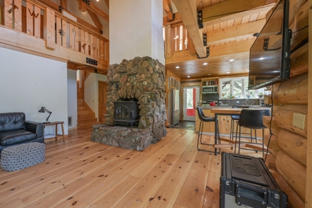 Colorado Creek Front Mountain Log Home - image 17