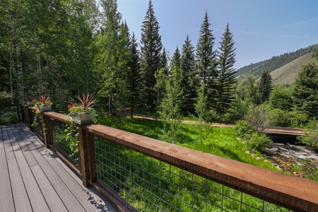 Colorado Creek Front Mountain Log Home - image 3