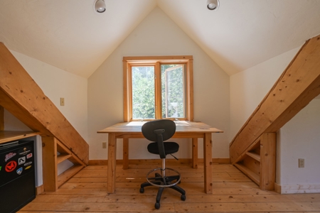 Colorado Creek Front Mountain Log Home - image 22