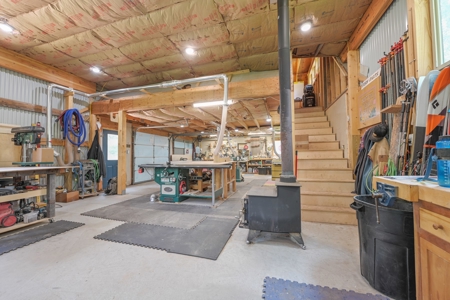 Colorado Creek Front Mountain Log Home - image 29