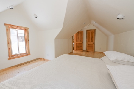 Colorado Creek Front Mountain Log Home - image 20