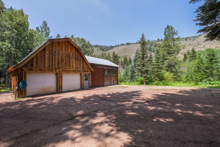 Colorado Creek Front Mountain Log Home - image 4
