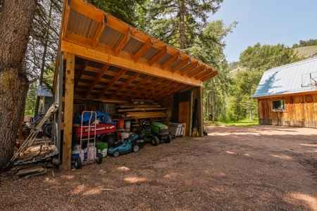 Colorado Creek Front Mountain Log Home - image 32
