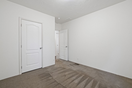 Charming Country Retreat – Privacy, Space and Modern Comfort - image 10