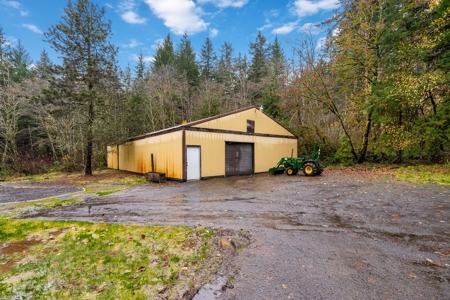 Charming Country Retreat – Privacy, Space and Modern Comfort - image 34