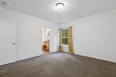 Charming Country Retreat – Privacy, Space and Modern Comfort - image 6