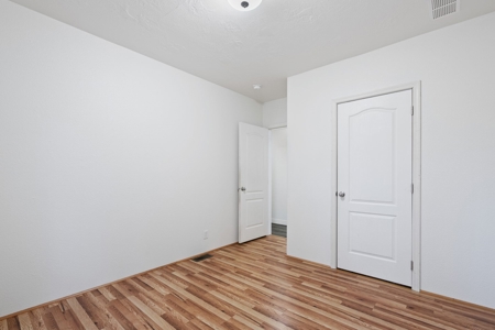 Charming Country Retreat – Privacy, Space and Modern Comfort - image 8