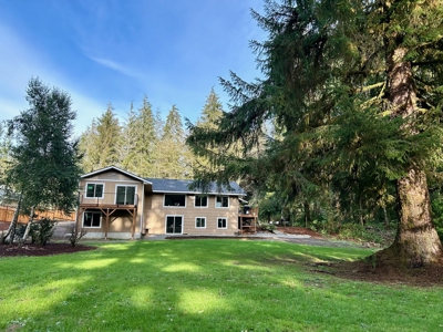 Peaceful Naselle Valley Home with Modern Updates - image 1