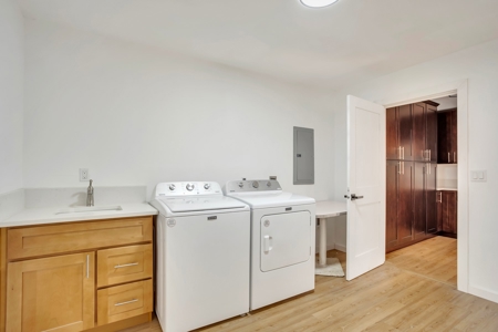 Peaceful Naselle Valley Home with Modern Updates - image 6